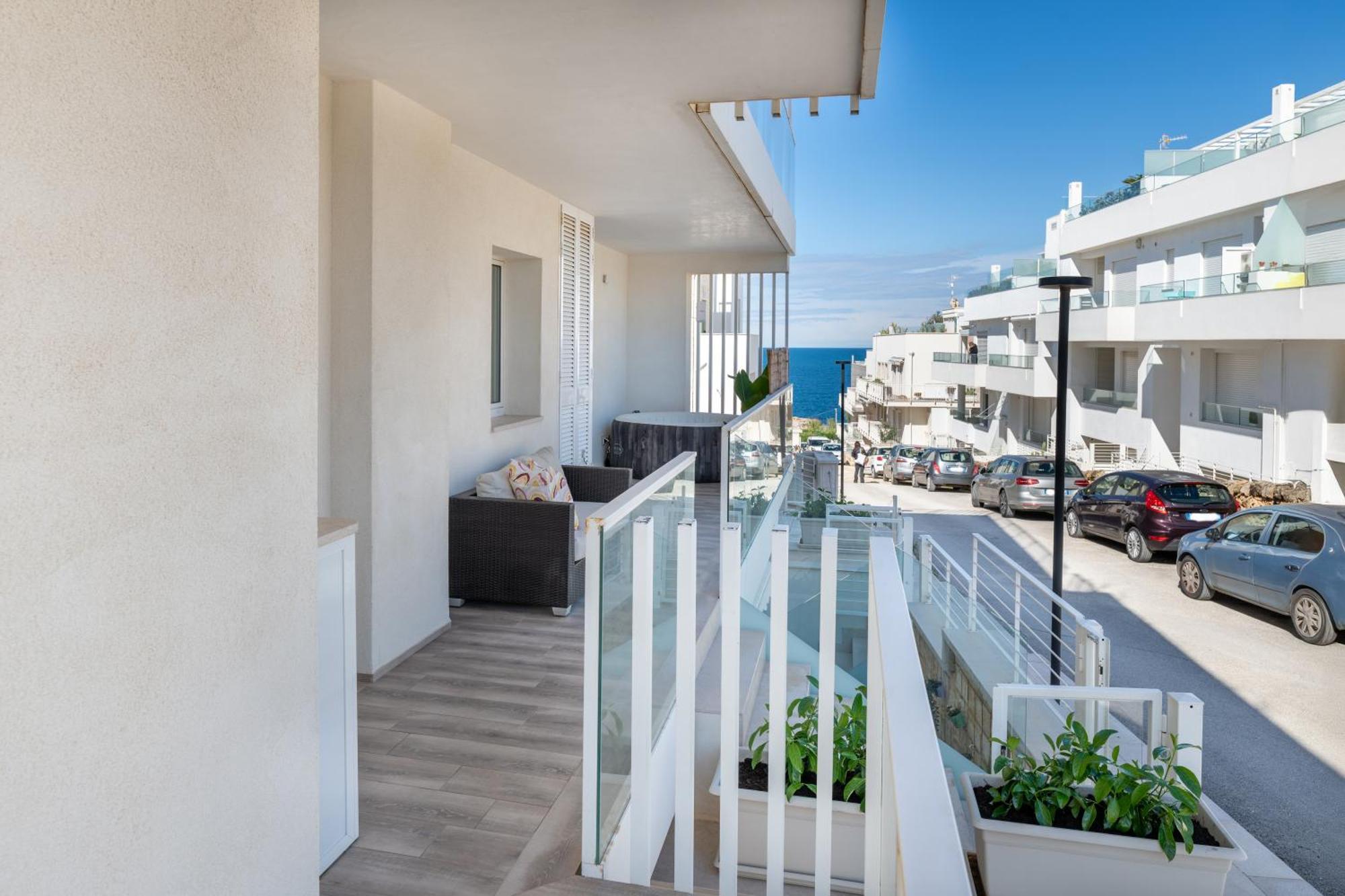 Exclusive Deluxe Apt Up To 6 People & Heated Tub Polignano a Mare Buitenkant foto