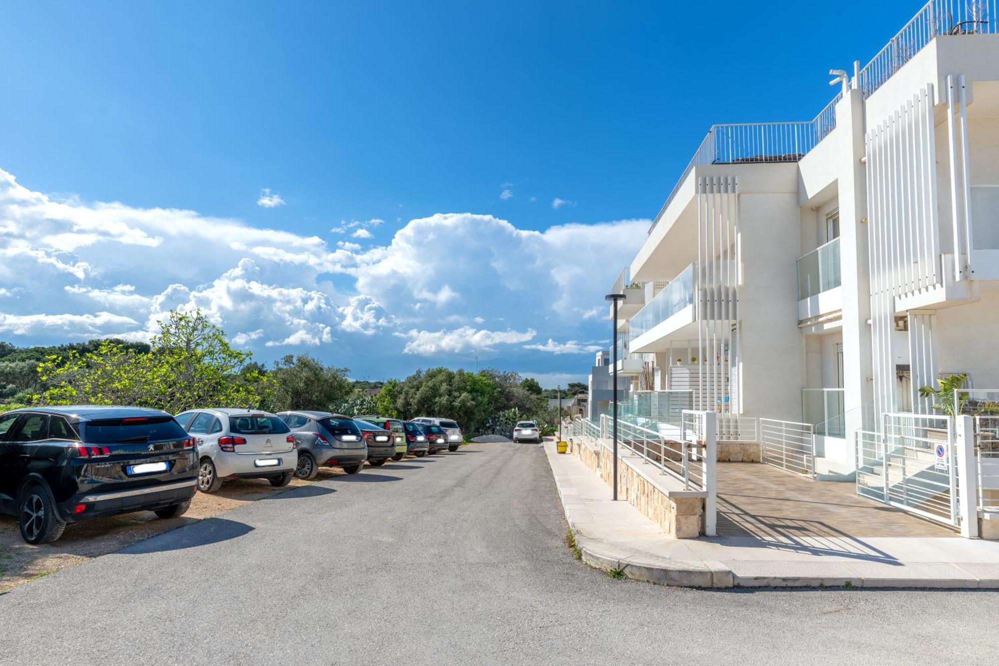Exclusive Deluxe Apt Up To 6 People & Heated Tub Polignano a Mare Buitenkant foto