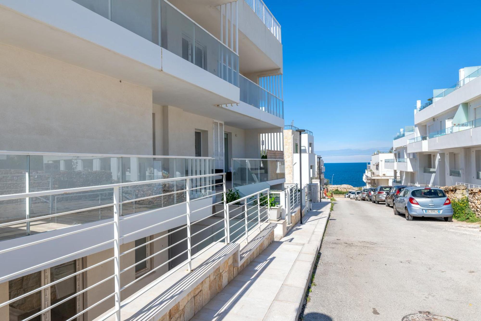 Exclusive Deluxe Apt Up To 6 People & Heated Tub Polignano a Mare Buitenkant foto