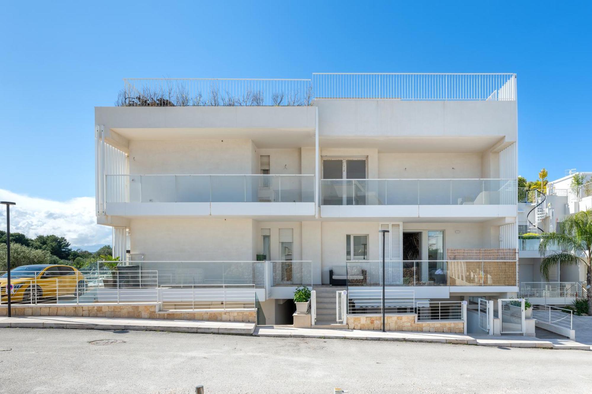 Exclusive Deluxe Apt Up To 6 People & Heated Tub Polignano a Mare Buitenkant foto