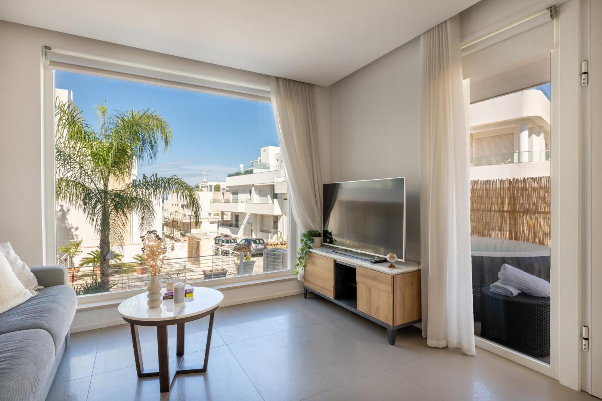 Exclusive Deluxe Apt Up To 6 People & Heated Tub Polignano a Mare Buitenkant foto